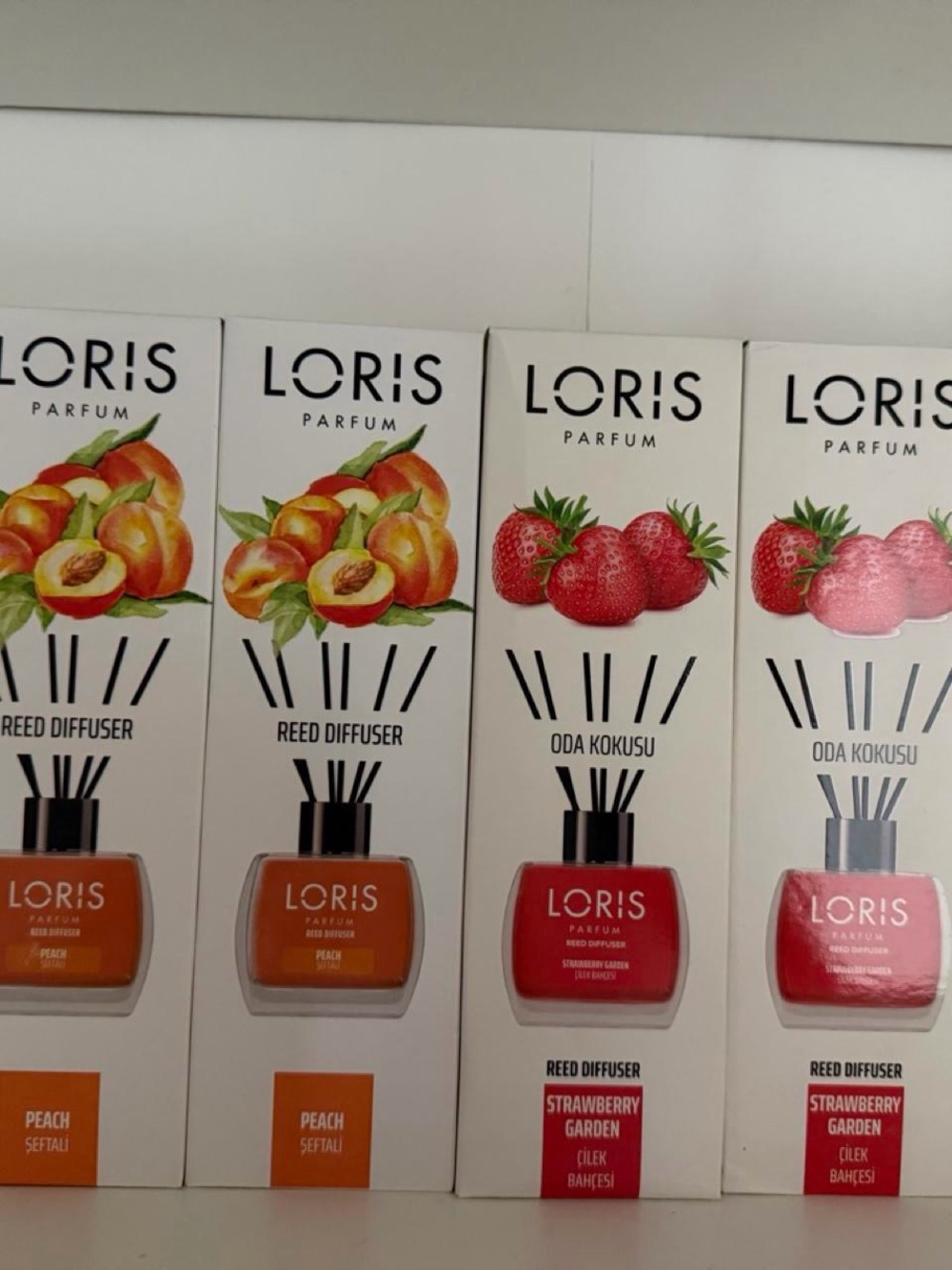 LORIS Peach & Strawberry Reed Diffuser Set - Peach and Strawberry Scents